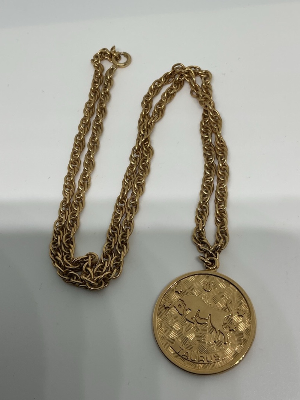 Vintage Taurus Sarah Coventry Gold Tone Zodiac Pendant Necklace